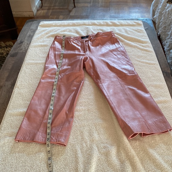 BCBGMAXAZRIA Leather Barbie pink shimmer cropped wide pants from Nordstroms - Picture 5 of 12